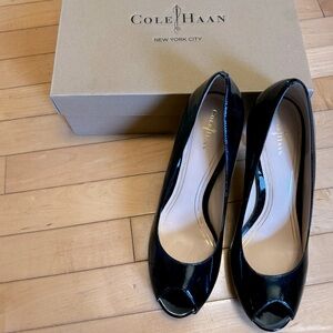 Cole Haan Chelsea OT peeptoe pump women’s black patent leather 4-inch heels BOX